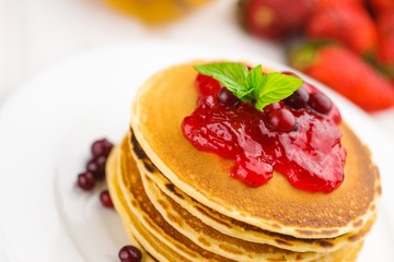 Red, closeup, dish.