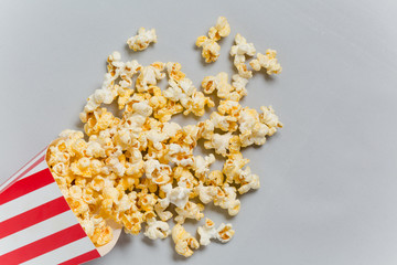 Full&nbsp;popcorn&nbsp;in&nbsp;classic&nbsp;popcorn&nbsp;box