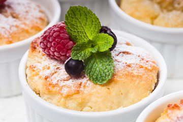 Dessert with berries 