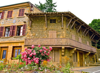 maison village beaujolais