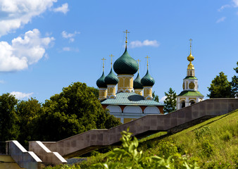 Спасо-Преображенский собор и Колок © andreyigonin