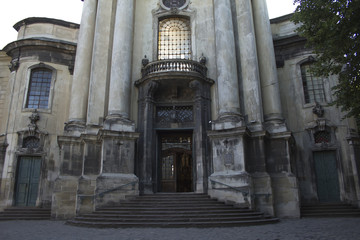 Dominican cathedral in Lviv at dawn