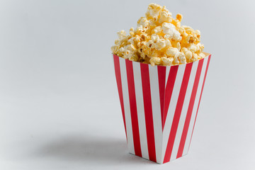 Full&nbsp;popcorn&nbsp;in&nbsp;classic&nbsp;popcorn&nbsp;box