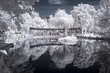 Park Monceau in infrared (Paris, France)