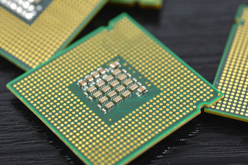 CPU