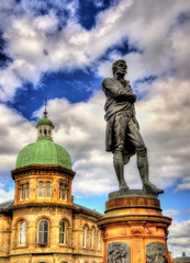 Fototapeta na wymiar Statue of Robert Burns in Leith - Edinburgh, Scotland