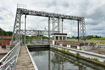 Hydraulic boat Lift Number 1 of Louviere in Houdeng-Goegnies, classified by UNESCO as World Heritage Site in 1998 - 86559991