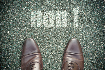 Concept route et marquage au sol - non ! 