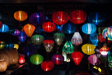 Fototapeta na wymiar Night lanterns in old Hoi An town