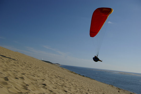 Parapente &agrave; la dune du Pilat