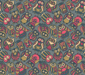 Naklejka premium Vector seamless pattern with cute colorful owls.