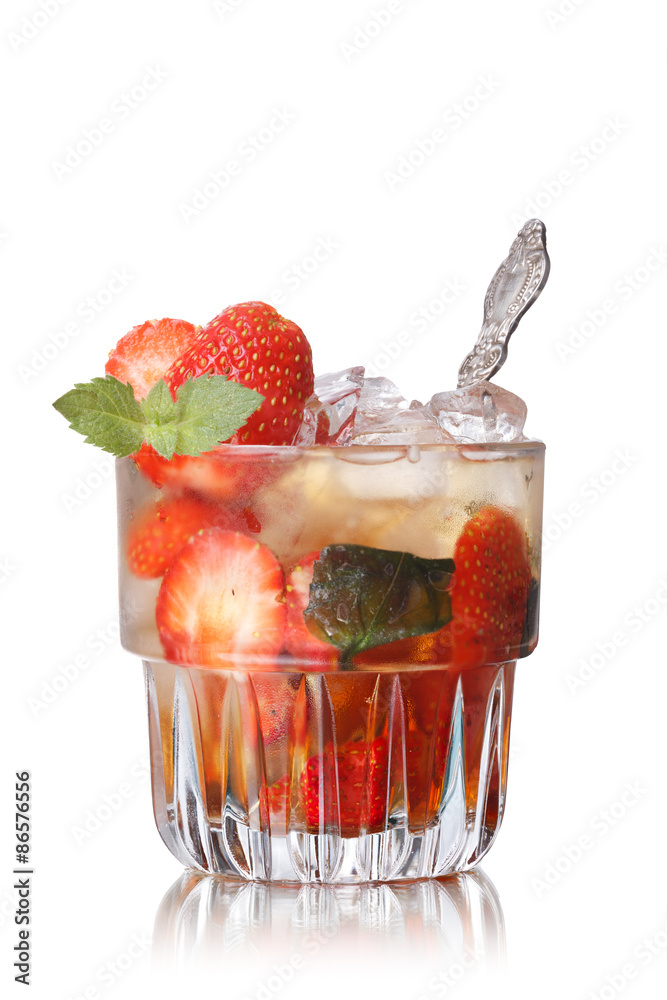 Wall mural Strawberry mint smash