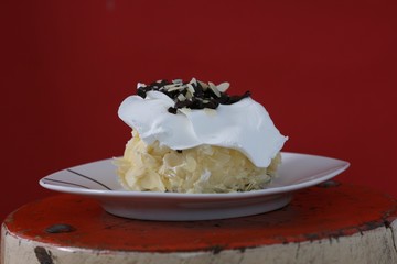 Almond chocolate cake