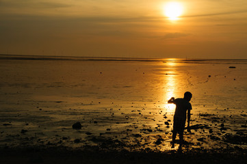 Fototapeta premium Sonnenuntergang am Wattenmeer 