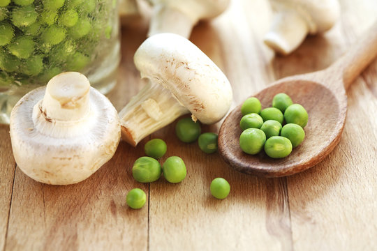 fresh mushrooms and peas