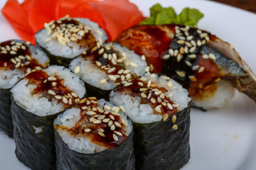 Eel sushi