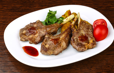 Grilled lamb chops
