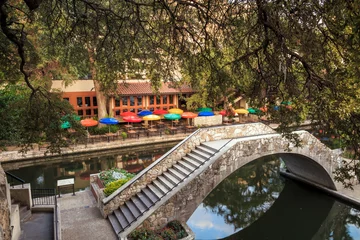 Stoff pro Meter SAN ANTONIO, TEXAS, USA - SEP 27: Section of the famous Riverwalk on September 27, 2014 in San Antonio, Texas. A bustling place with many restaurants and bars. © f11photo