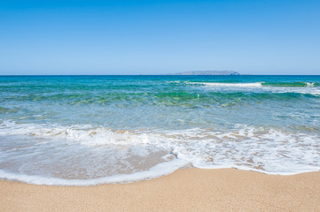 Fototapeta na wymiar Beautiful tropical beach with turquoise water and white sand.