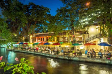 Zelfklevend Fotobehang  Riverwalk San Antonio © f11photo