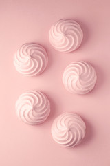 Pink meringues