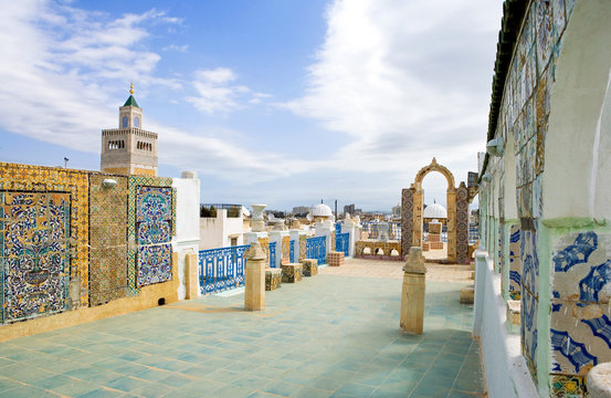 Tunisia, Tunis, view of traditional architectures from a Medina terrace