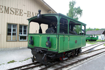 Obraz premium Germania,Chiemsee,un treno.