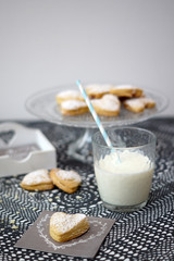 Merenda con biscotti