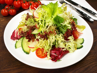 Gemischter Salat - gross
