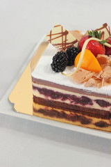 black forest fresh fruit cake