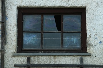 kaputtes altes fenster I