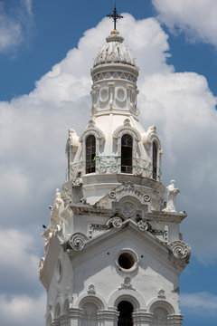 Detail of the National Cathedral on Plaza Grande, Quito