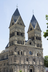 Fototapeta na wymiar Kirche Maria Himmelfahrt in Andernach am Rhein, Deutschland