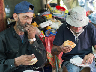 homeless eating