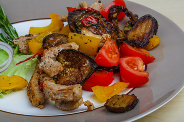 Fried pork with vegetables