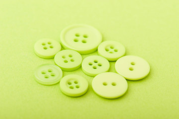 裁縫のボタン,黄緑色