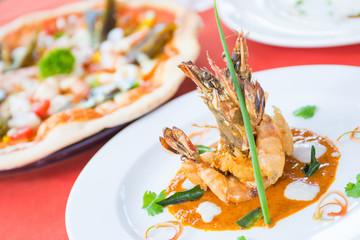 grilled prawn with spicy sauce