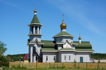Fototapeta na wymiar Rural Orthodox Church in Siberia