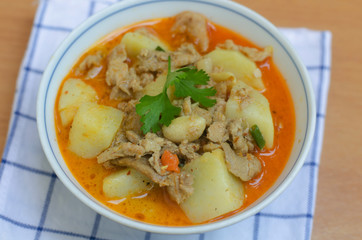 curry pork soup
