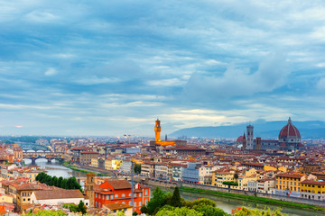 Obraz premium Famous view of Florence at night, Italy