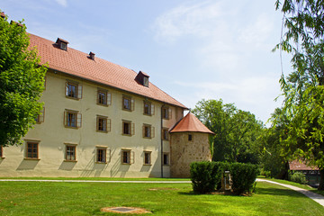 Fototapeta na wymiar Otocec Castle near Novo mesto