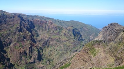 Fototapeta na wymiar Madeiras Bergwelt