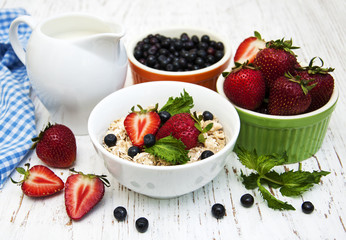 Muesli and fresh berries