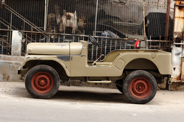 chasis of a jeep being modified  and painted © shishirbansal