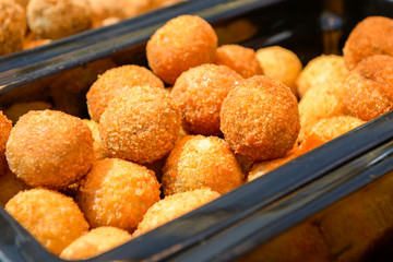 ruddy crispy cheese balls with spices