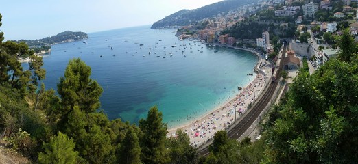 Panoramische foto van Villefranche-sur-Mer van het strand