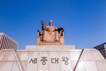 Naklejka premium The statue of King Sejong