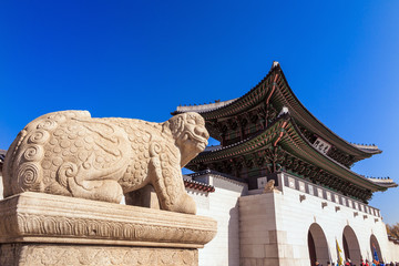 Fototapeta premium Gyeongbokgung palace in Seoul, Korea