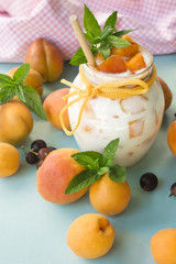 the jar of yogurt with peaches