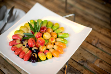 Deletable imitation fruits